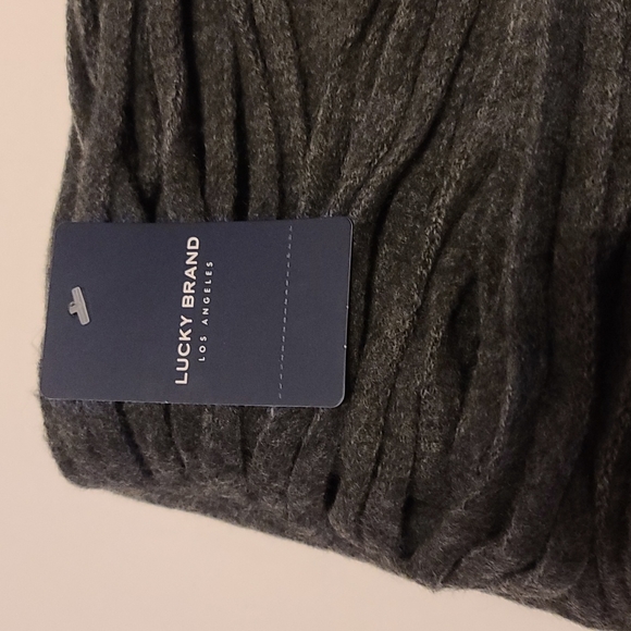 Lucky brand  grey oversized scarf - Picture 3 of 6